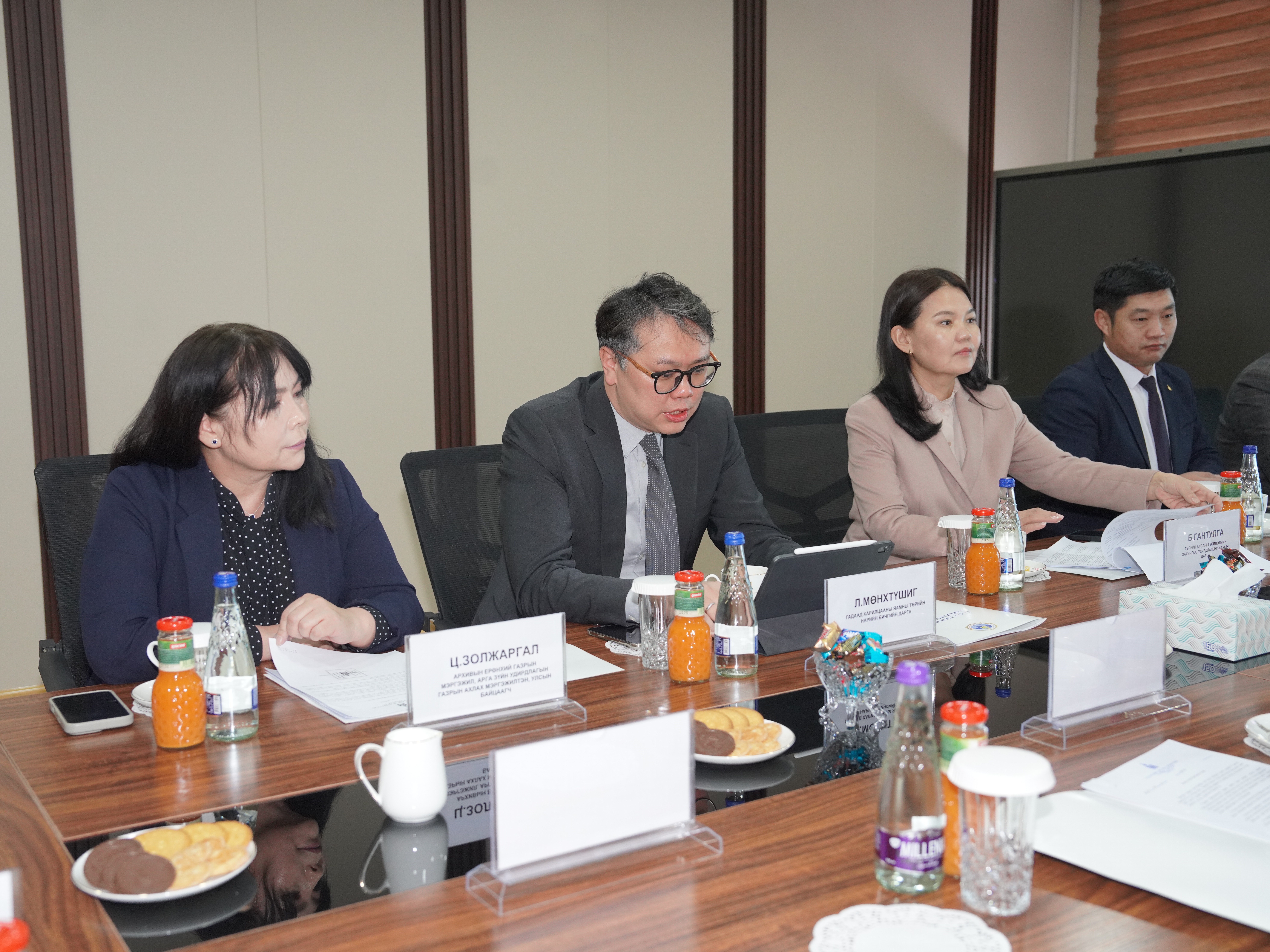 Архив, албан хэрэг хөтлөлт, ажлын зохион байгуулалтын улсын үзлэг эхэллээ